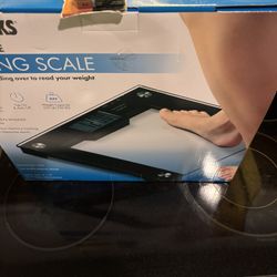 Brand New Scale With Extra Battery $30
