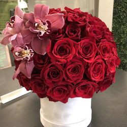 Rose Arrangement 🌹