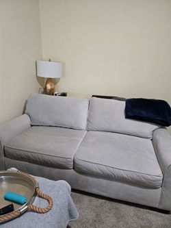Couch (w/queen sz bed inside)