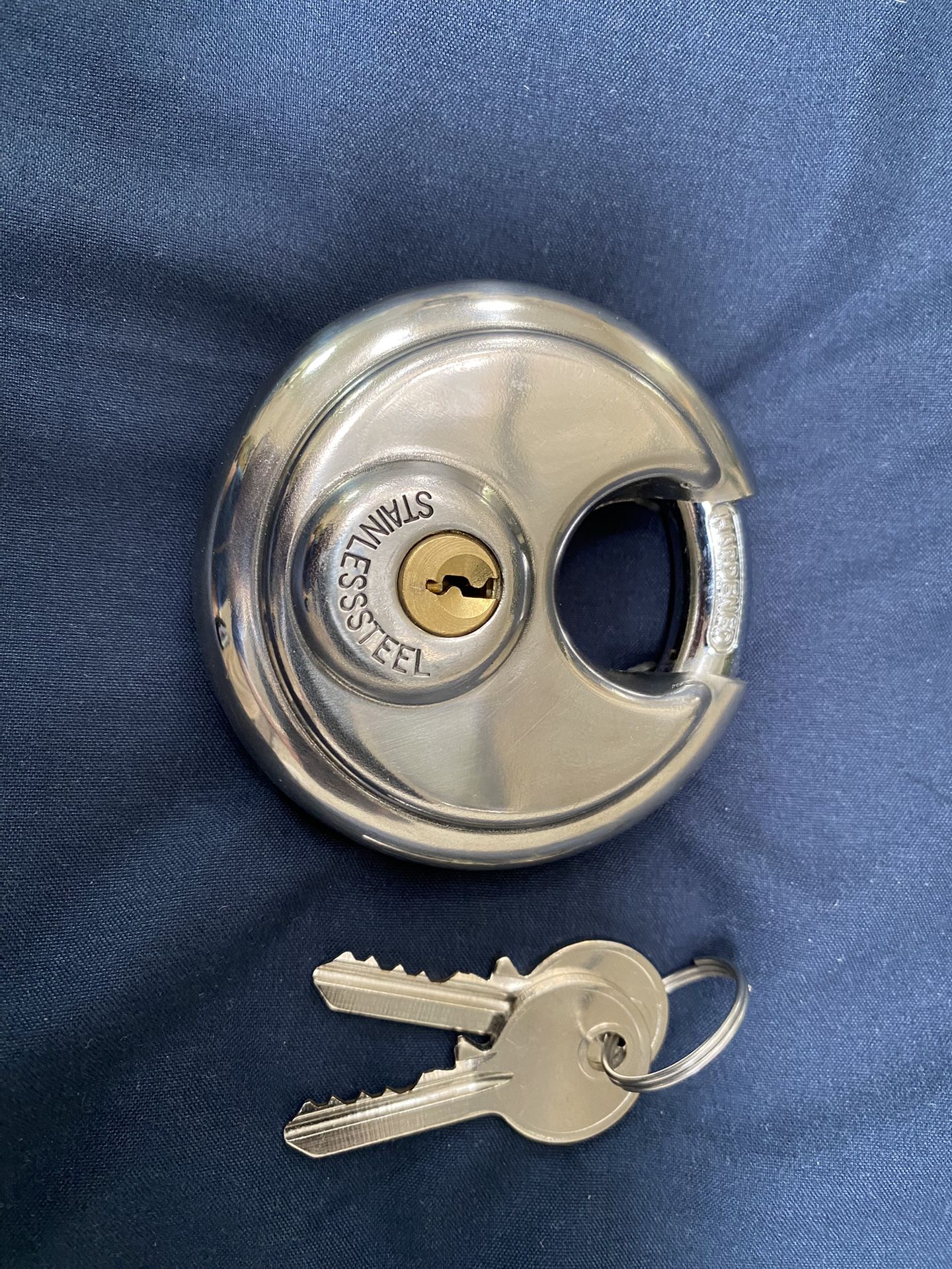 Disc padlock