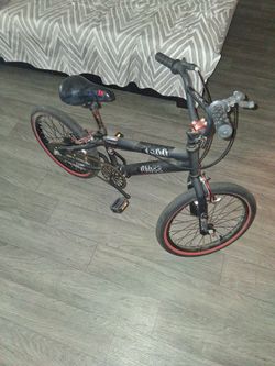 Kent Abyss BMX Bike 18 Inch
