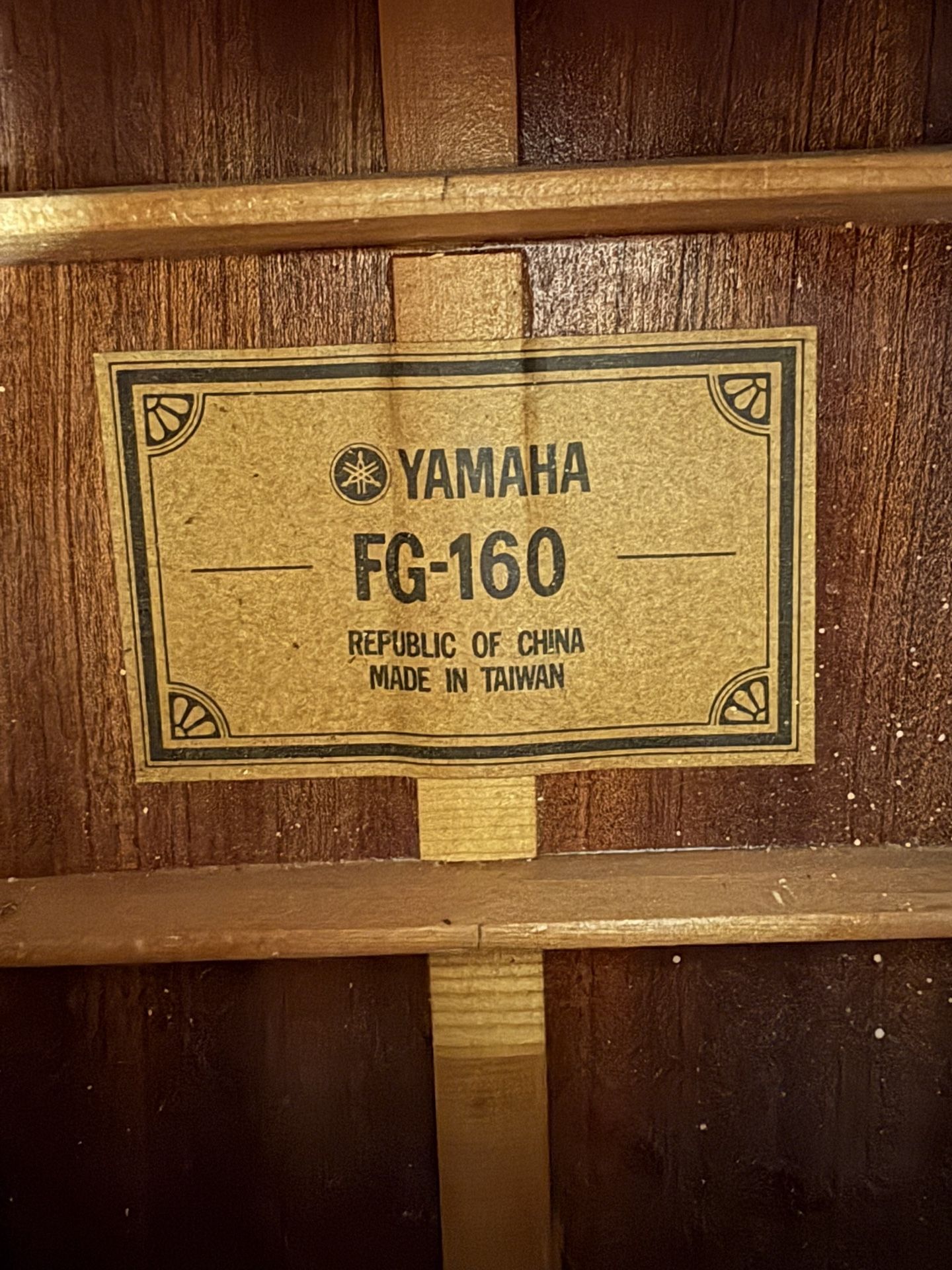 Guitar Yamaha