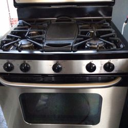 GE Gas Stove W/5 Burners 