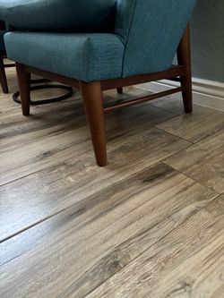 2 accent chairs