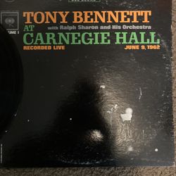 Tony Bennett At Carnegie Hall Vinyl (mint)