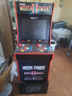 Mortal Kombat Arcade Game