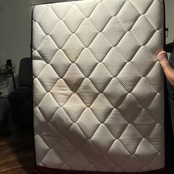 Full Size Bed With Headboard And Drawers 