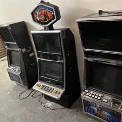 Slot Machines With Dollar Arcade Casino