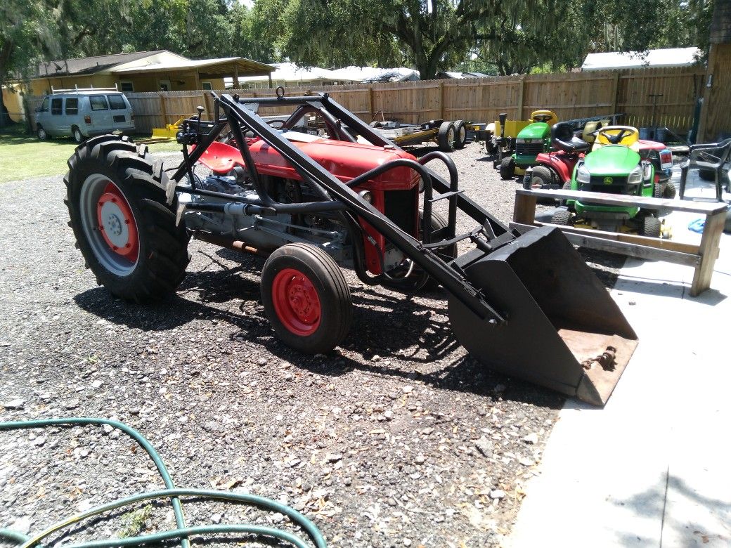 Ford 8N Tractor With Small Bucket