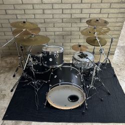 DW Design Series Drum set 