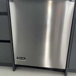 Viking Dishwasher 