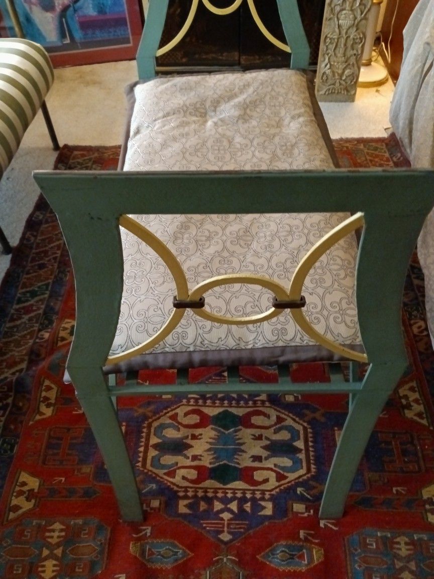 Awesome iron bench. Heavy and sturdy.
43 inches long by 19 inches deep.
Can be used in so many ways. I have used it in every type of room including b