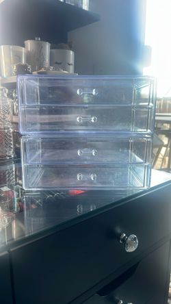 Acrylic Makeup Organizer 