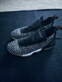 Lebron 16 Oreo