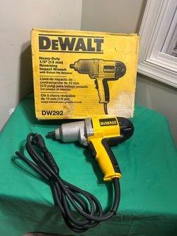Dewalt  HEAVY-DUTY 1/2 Inch (13mm) Reversing Impact Wrench DW292