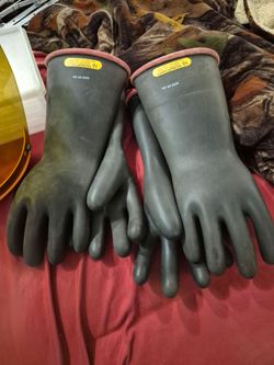 Salisbury electrical gloves uncertified