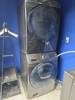Samsung Stacked Washer and Dryer Set