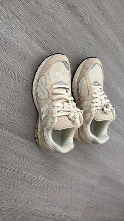 Women’s New Balance 2002r Tan Size 6 1/2