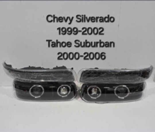 Chevy Silverado 1999-2002 Headlights 