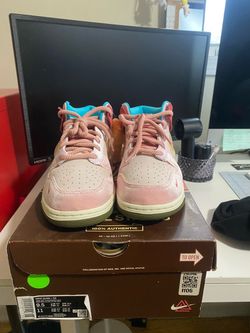 Strawberry Milk Dunks