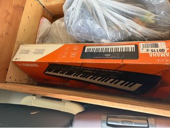 Yamaha keyboard piano