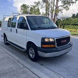 2016 GMC Savana