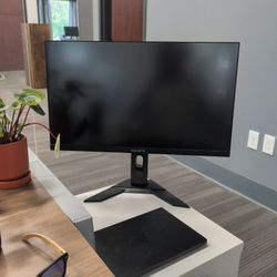 Computer Screen. High Refresh Rate. IPS Panel.