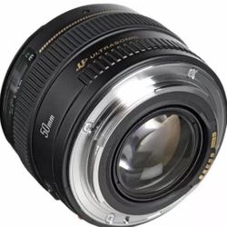 Canon EF 50mm f/1.4 USM fixed Lens for Canon DSLR Cameras