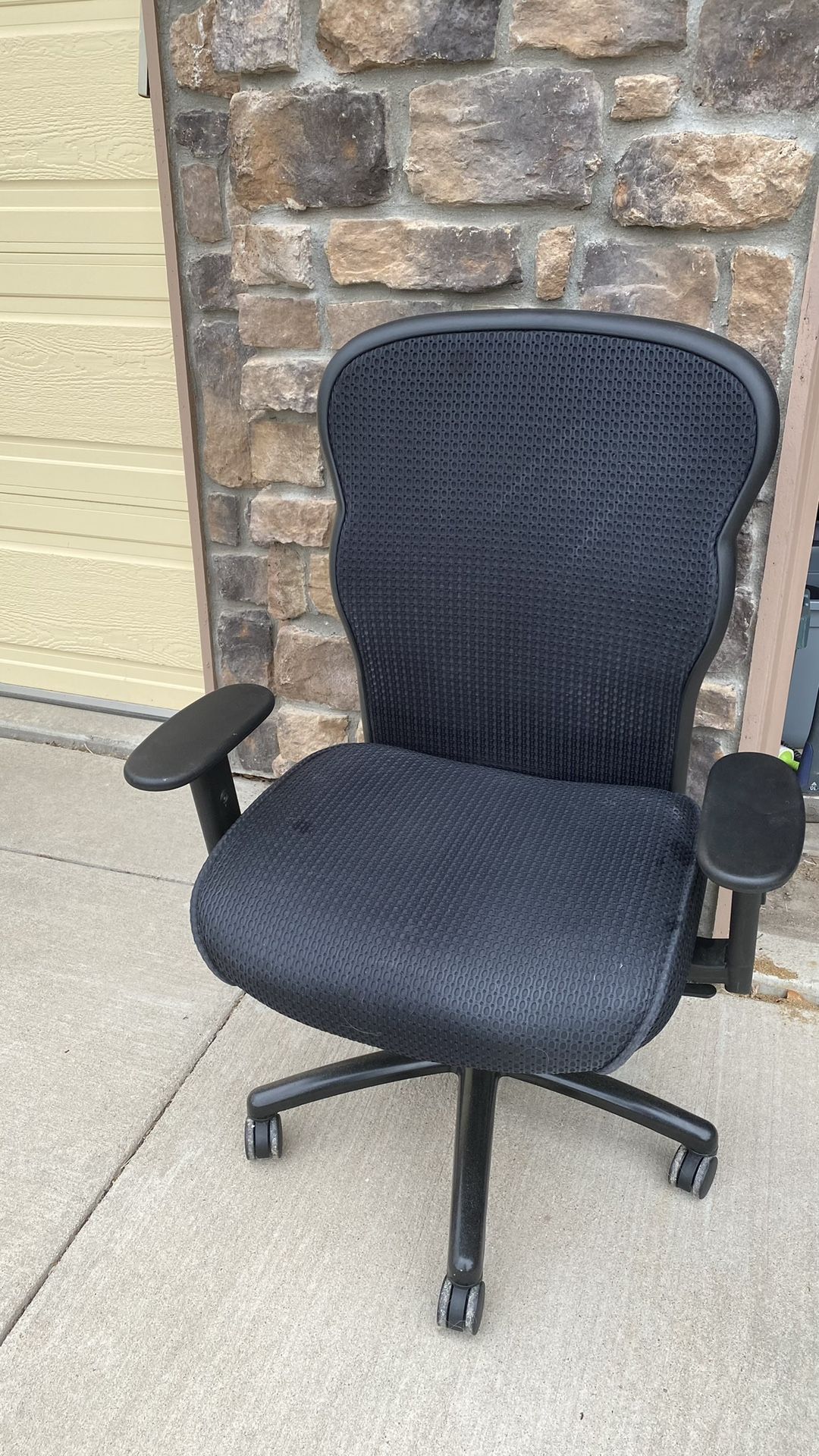 Black Height Adjustable Ergonomics Swivel Chair