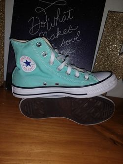 Chuck Taylors women's size 6
