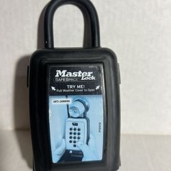 Master Lock Portable Key Box Push Button Safe Space Combination P19919 