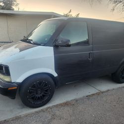 2001 Chevrolet Astro Cargo