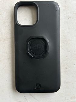 Quad lock iPhone 13 Pro Max  case