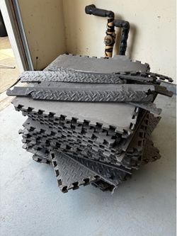 Multipurpose Interlocking Floor Mat system