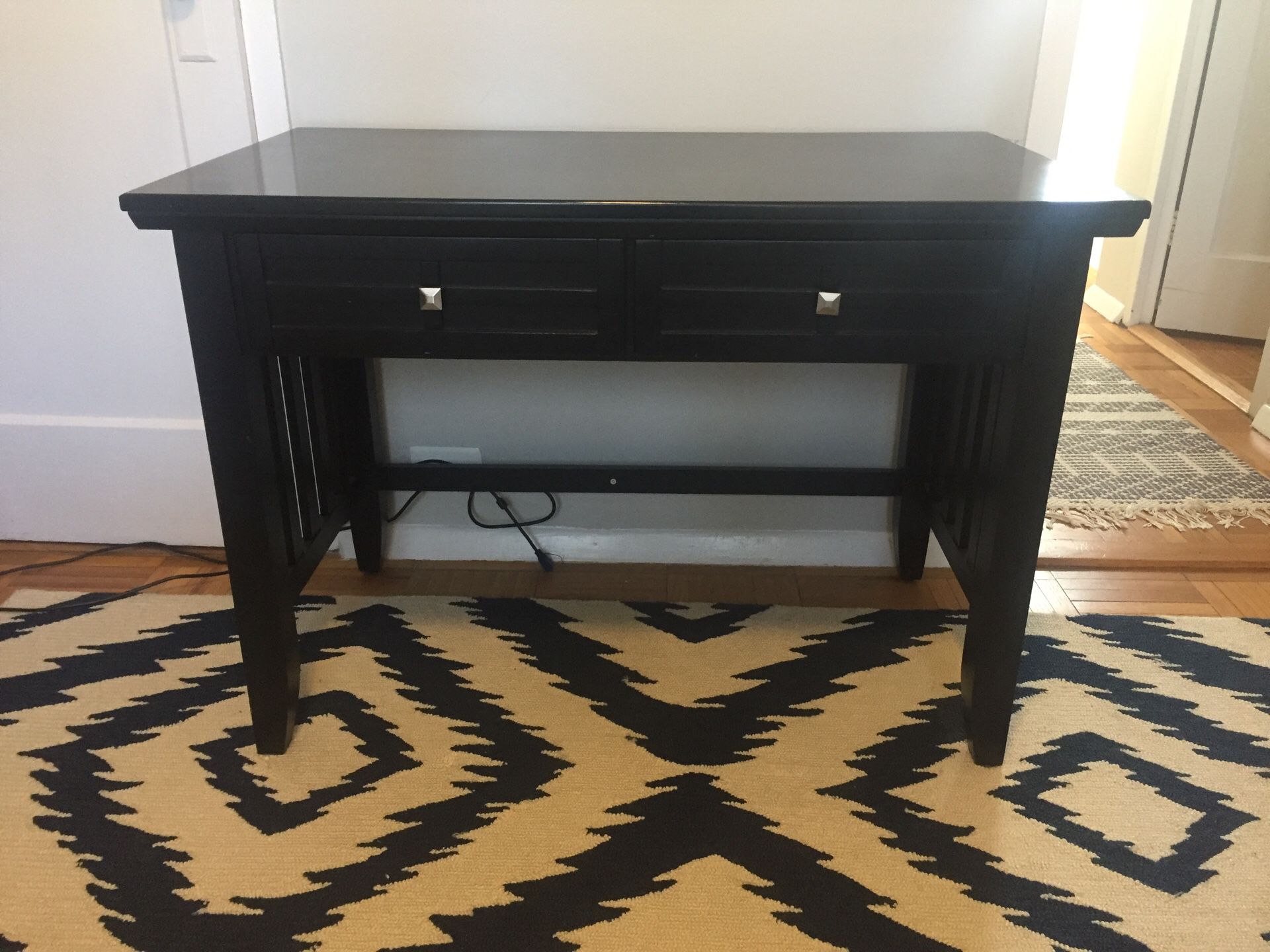 Sturdy Desk with Two Drawers