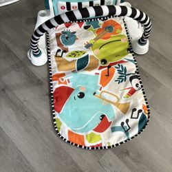 Fisher Price Glow And Grow Kick And Play Piano Gym