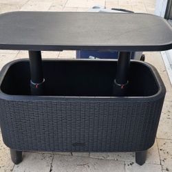 Cooler With Table