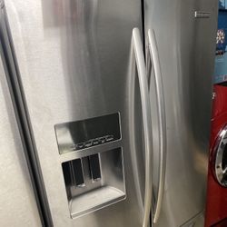 Refrigerator Kitchen Aid 