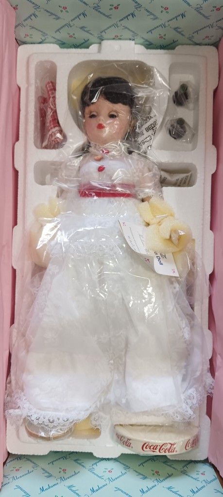 Coca cola Porcelain Nostalgia Doll