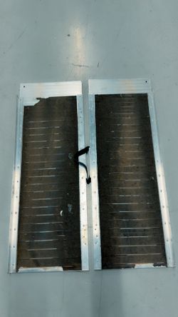 Foldable Aluminum Wheelchair/Scooter Ramp