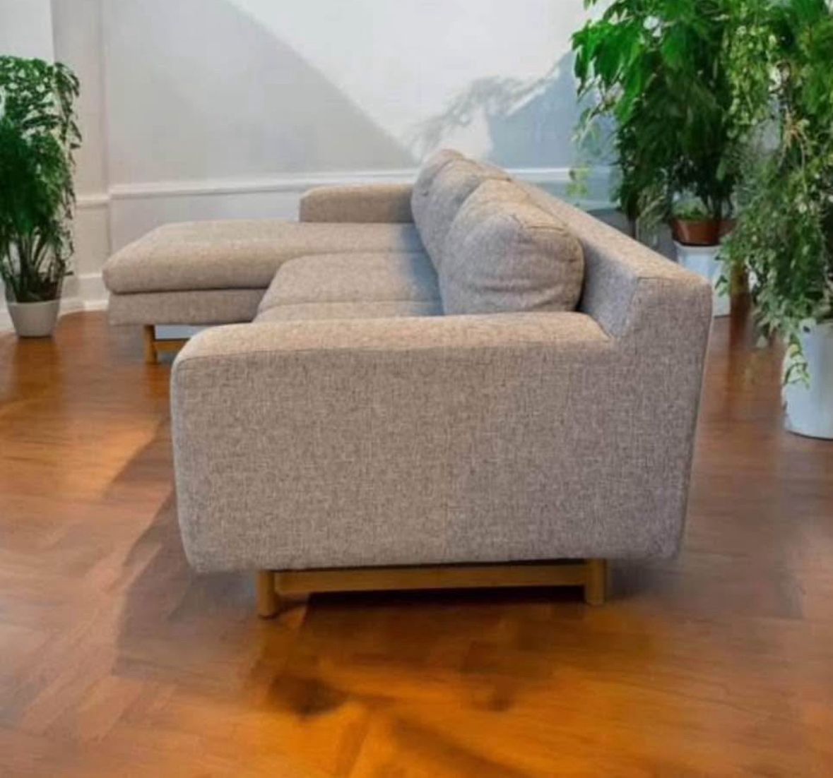 West Elm Reversible Couch 🛻Delivery Available🛻
