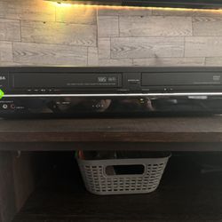 Toshiba VHS/DVD Player 