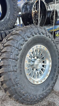 Chevy rines and tires 17” with 37