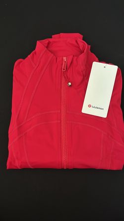 Lunar red lululemon define jacket