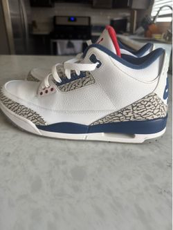 Jordan true blue 3s