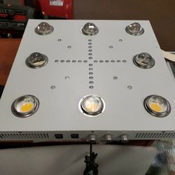 Optic 8 + Generation 3 LED Growlight 700 Watt 