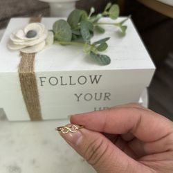 14K Real Gold infinity ring 7.5