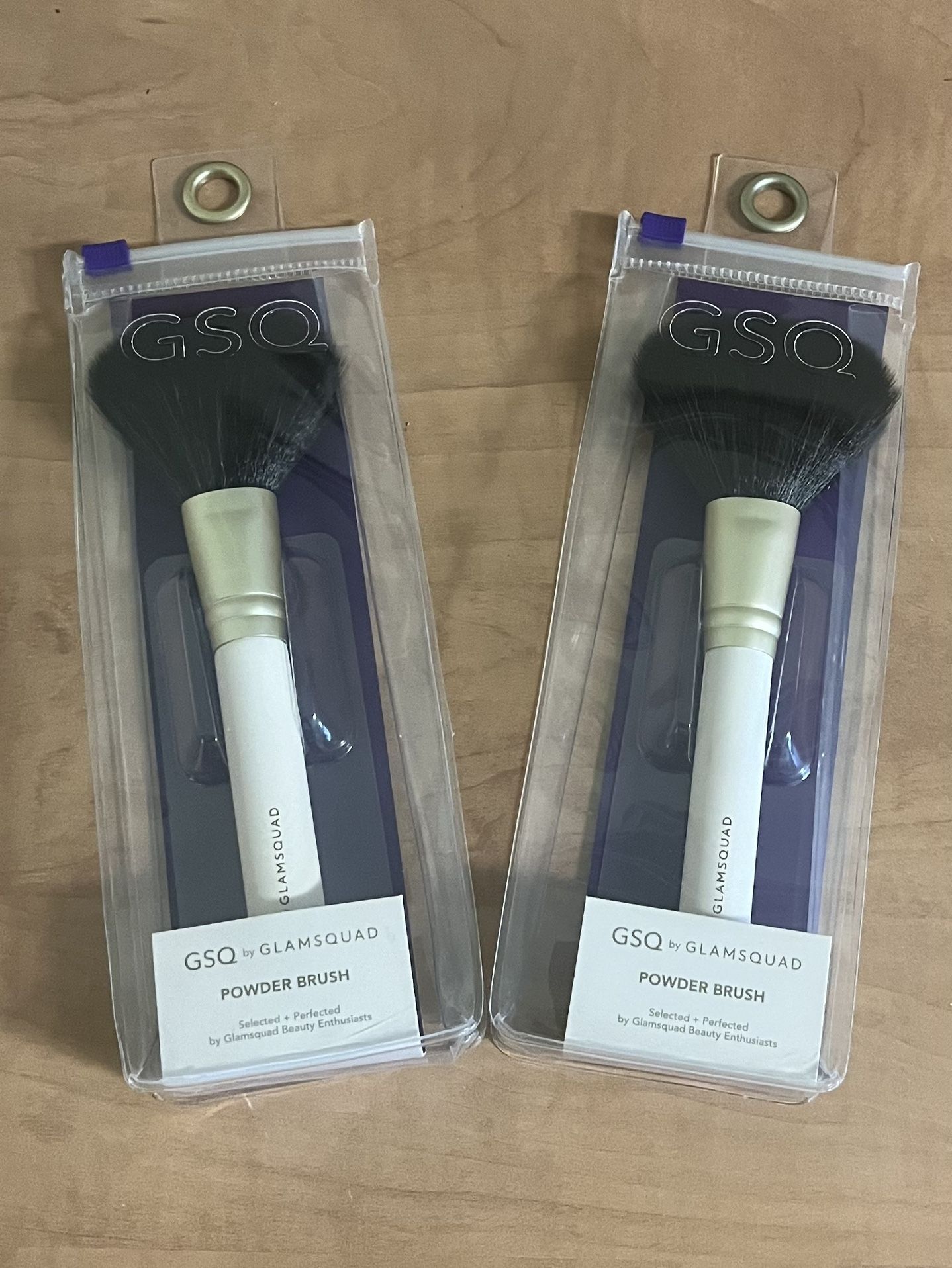 GSQ by Glamsquad Powder Brush