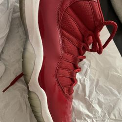 Jordan 11 Size Men 7.5