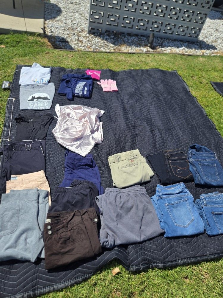 Clothes In Bulk